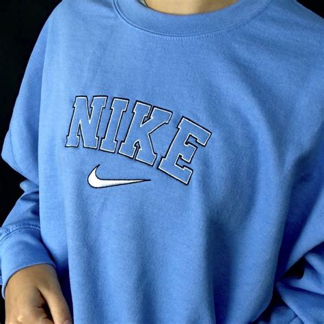 Light Blue Vintage Nike Sweatshirt 